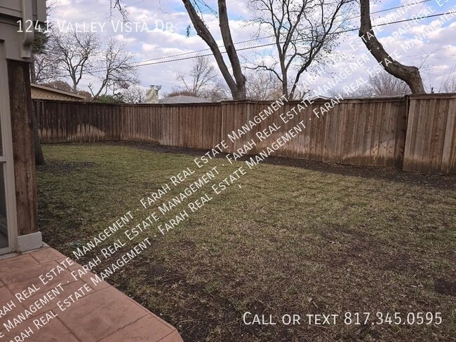 Building Photo - 1241 Valley Vista Dr