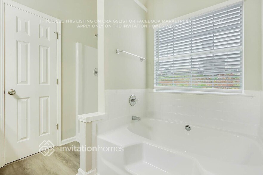 Building Photo - 2118 Sugar Creek Cl
