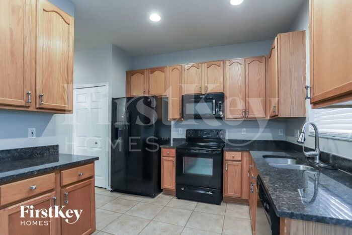 Building Photo - 3041 Savannah Oaks Cir