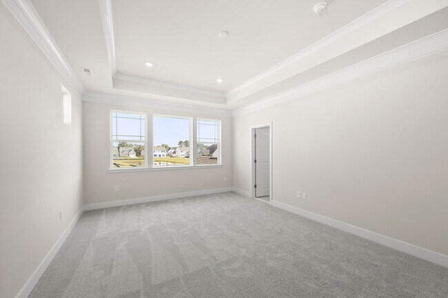 Building Photo - Beautiful new 4-bedroom, 3.5 bath property...