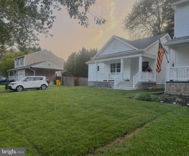 Building Photo - 8312 Sunnyview Dr