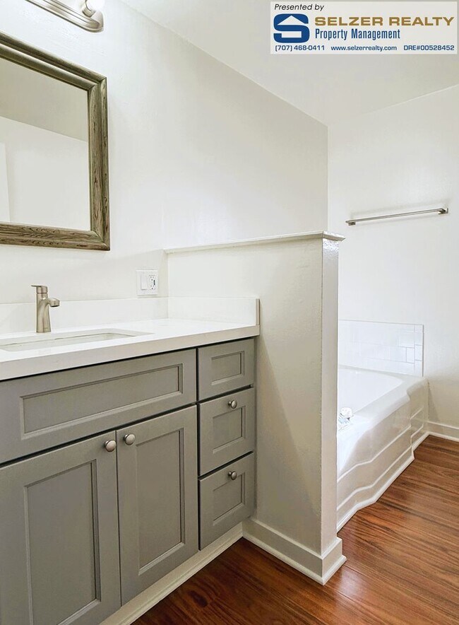 Building Photo - 30 Highland Dr