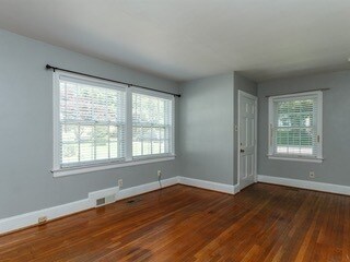 Building Photo - 2715 Kilgore Ave