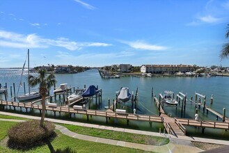 Building Photo - Gorgeous Updated Tierra Verde Annual Unfurnished Waterfront Condo 2/2 w/Garage