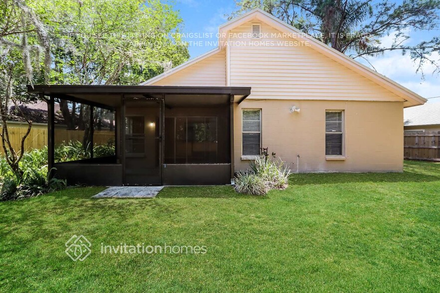 Building Photo - 12838 Coverdale Dr