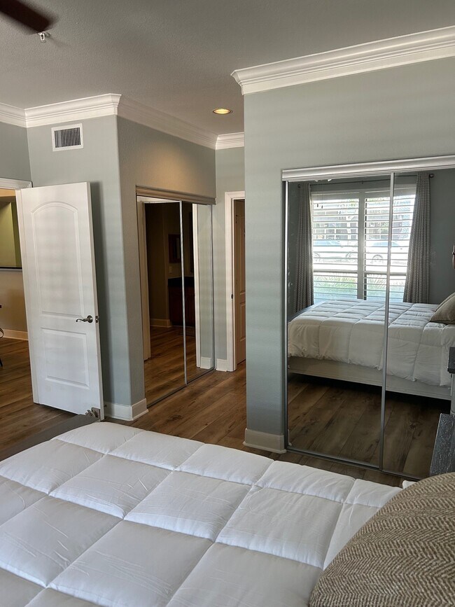 Building Photo - 2299 Lone Star Dr