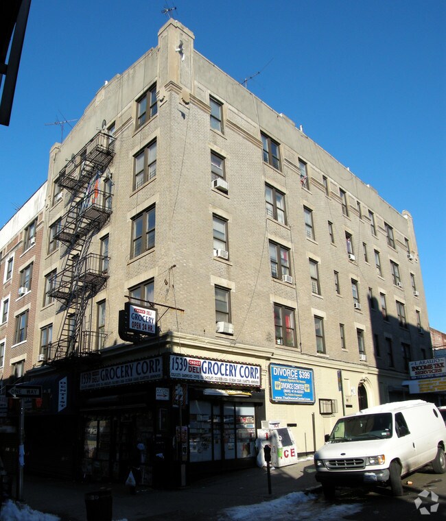 Primary Photo - 1539 Westchester Ave