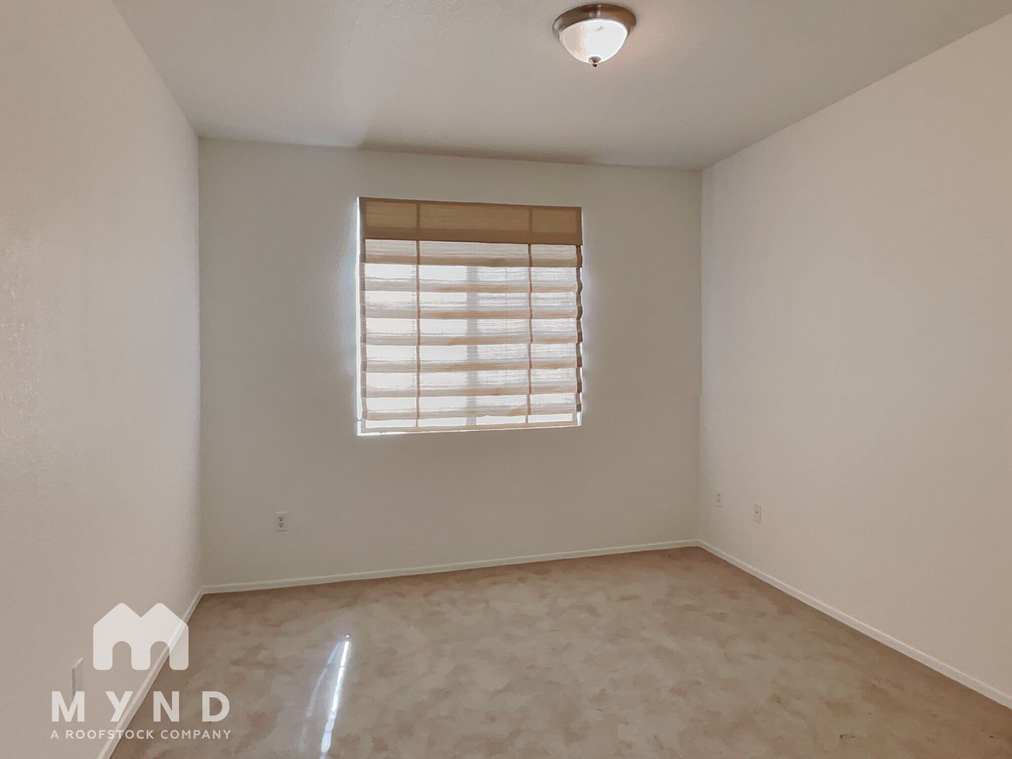 Building Photo - 18250 N Cave Creek Rd
