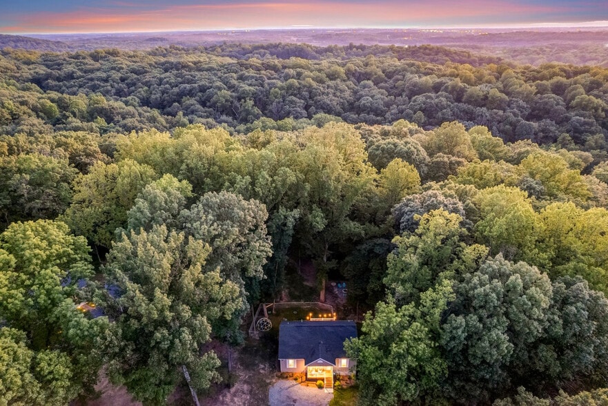 Building Photo - 193 Scarlet Oak Dr