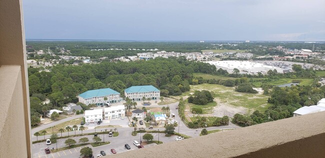 Building Photo - 10625 Front Beach Rd