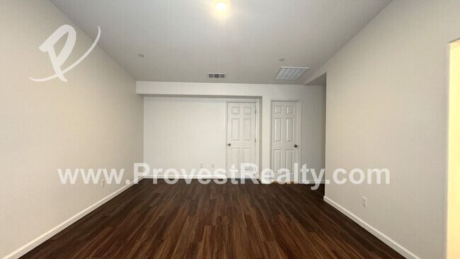 Building Photo - 11377 Bellevue St