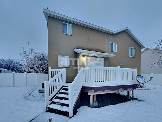 Building Photo - 957 W 1200 S