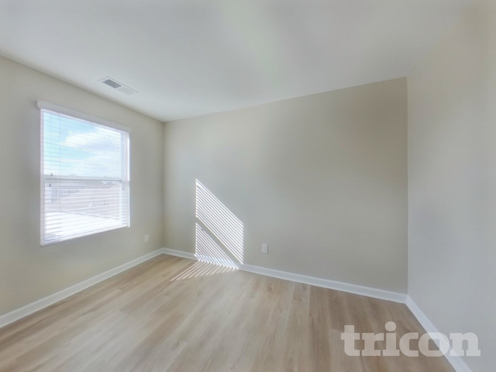 Building Photo - 753 Prominence Rd