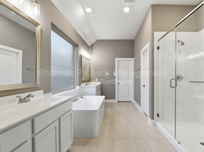 Building Photo - 808 Marisol Bay Dr
