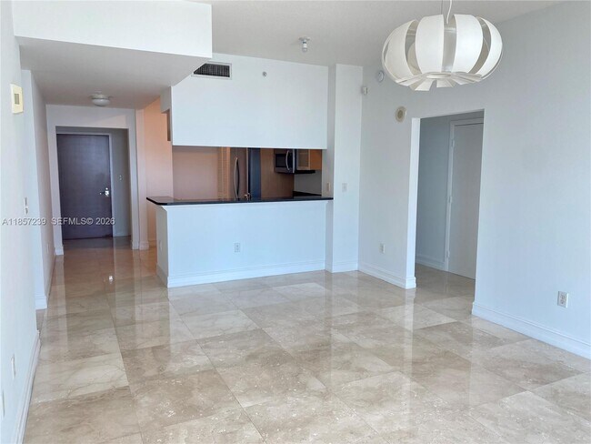 Building Photo - 31 SE 5th St