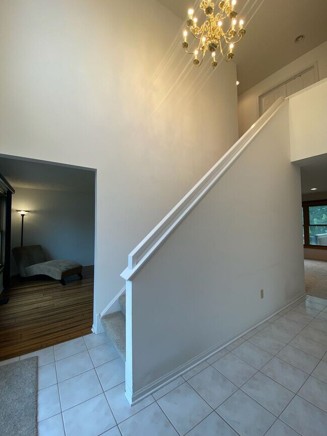 Building Photo - 25027 Rushmore Ct