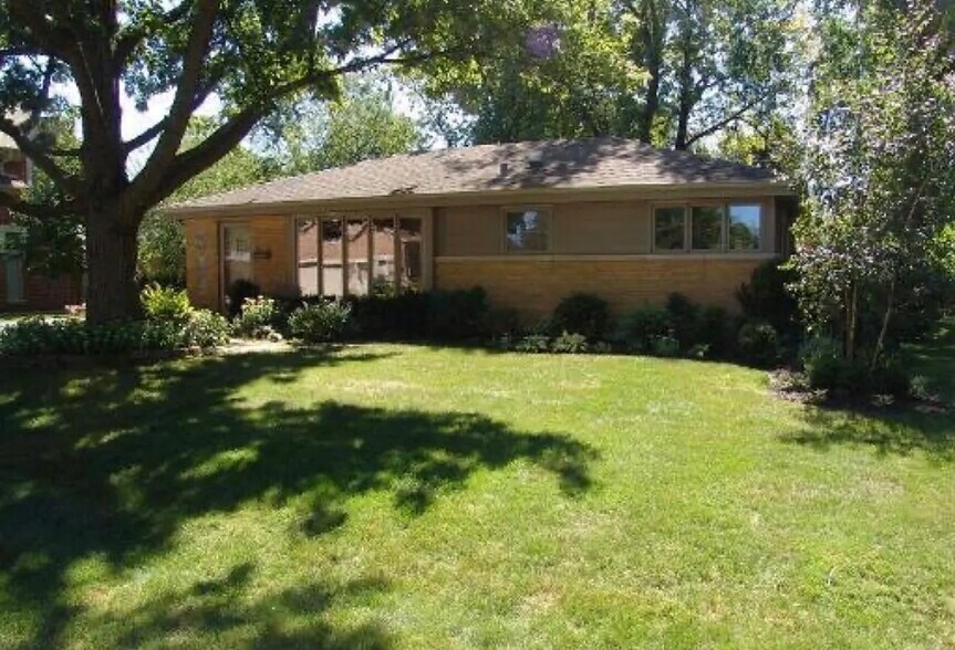 Primary Photo - 2187 Scott Rd