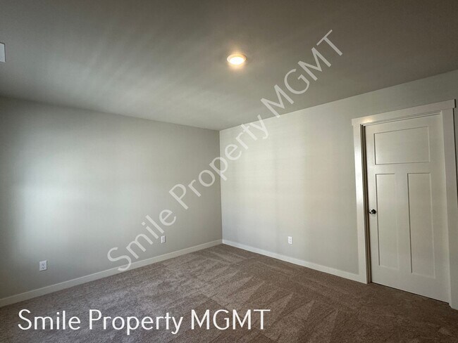 Building Photo - Brand New House for Rent
