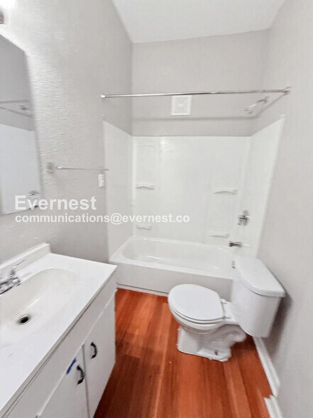 Building Photo - 1311 Mason St