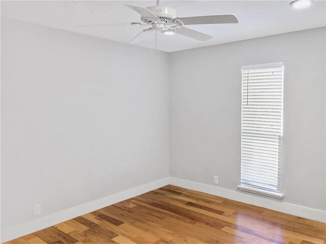 Building Photo - 5820 Berkman Dr