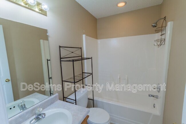 Building Photo - 1009 Norwood Ct