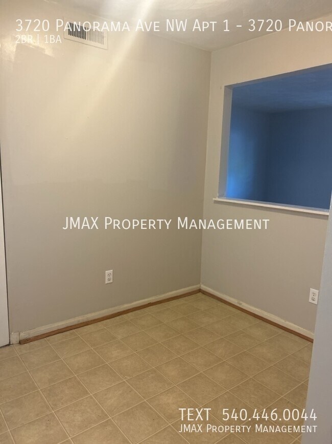 Building Photo - 3720 Panorama Ave NW