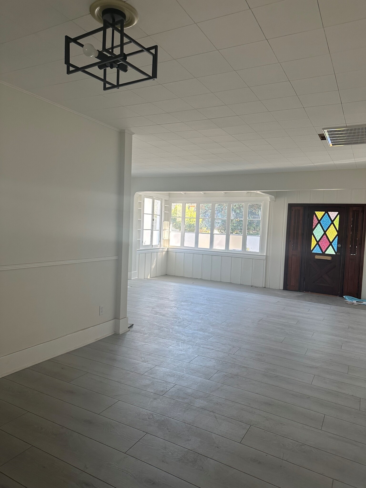 Building Photo - 205 W Palmer Ave