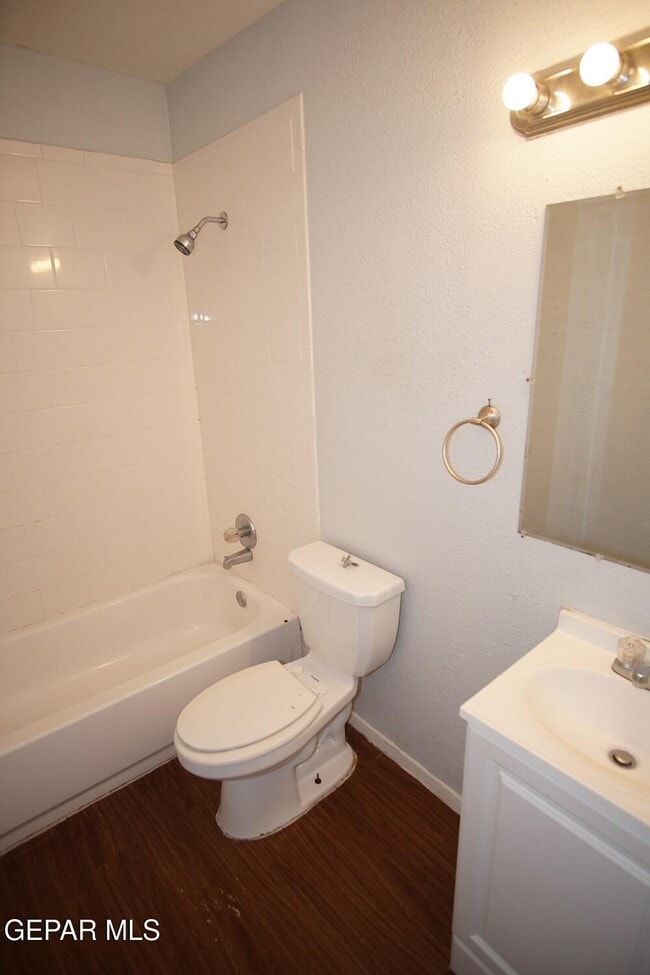 Building Photo - 114 Bauxite Ave
