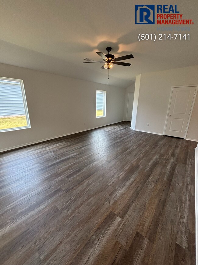 Building Photo - 6049 Croft Ave