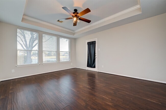 Building Photo - 26018 S Lakefair Dr