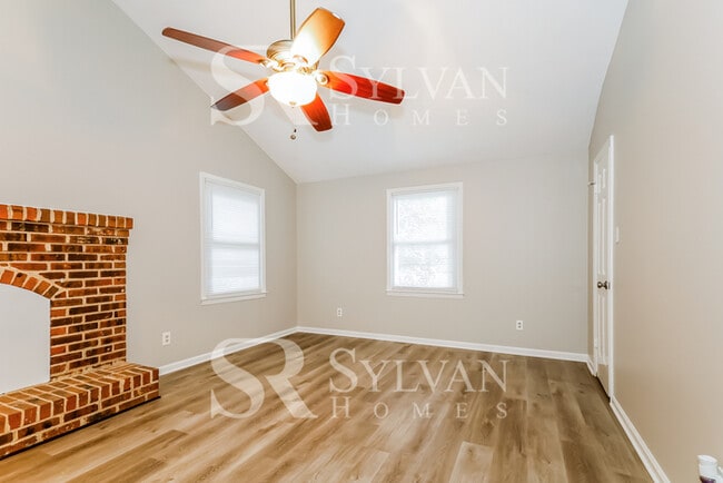 Building Photo - Coming HOME never felt so good!