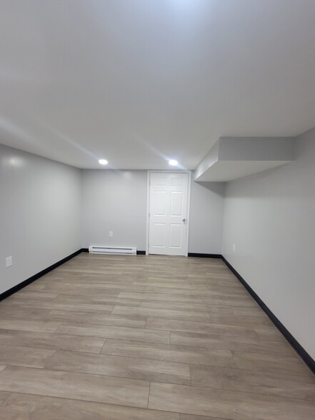 Building Photo - 3242 Westmont Ave