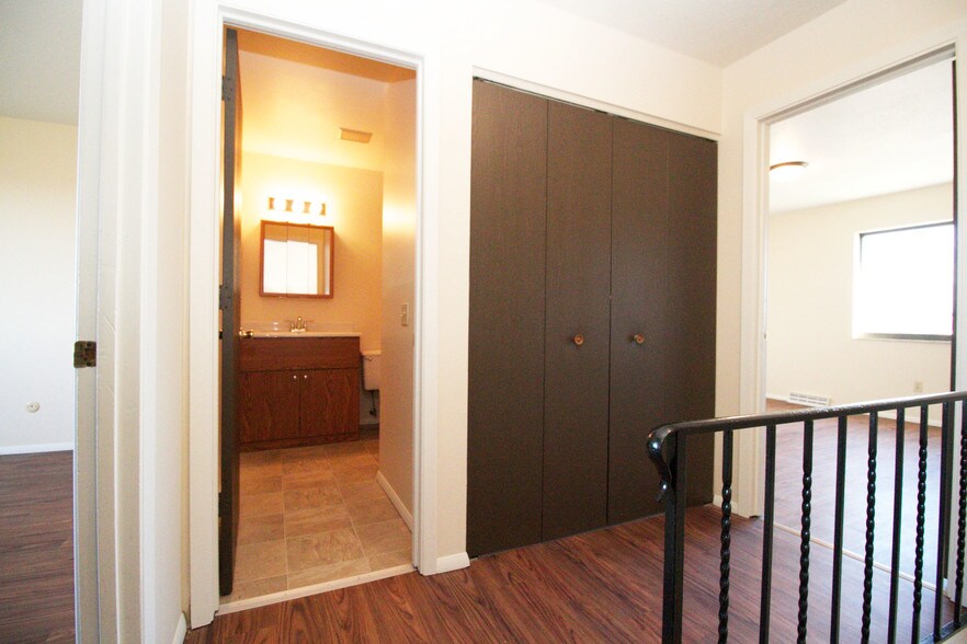 Building Photo - 7269 Ayers Rd