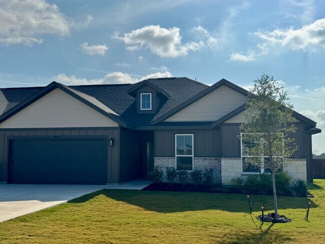 Building Photo - 3842-3844 Clovis St.