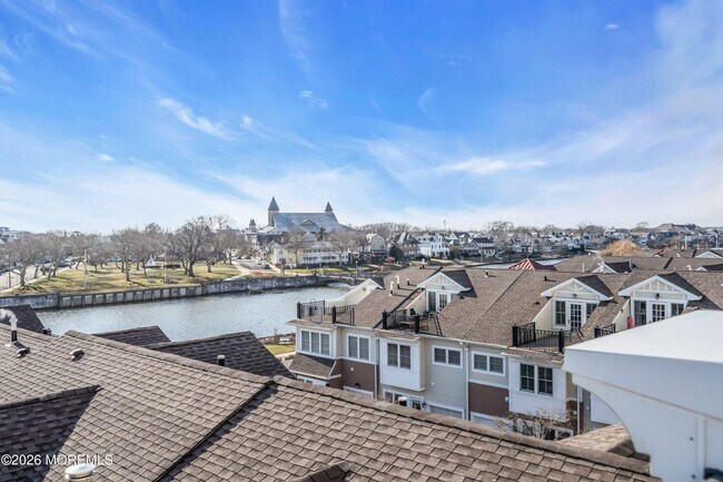 Building Photo - 300 Cookman Ave