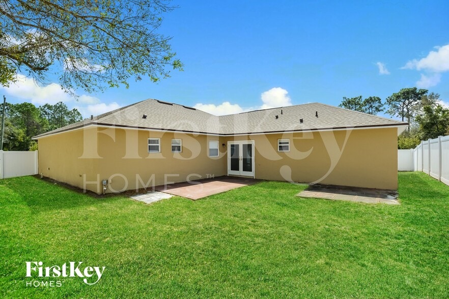 Building Photo - 1429 Lodge Terrace