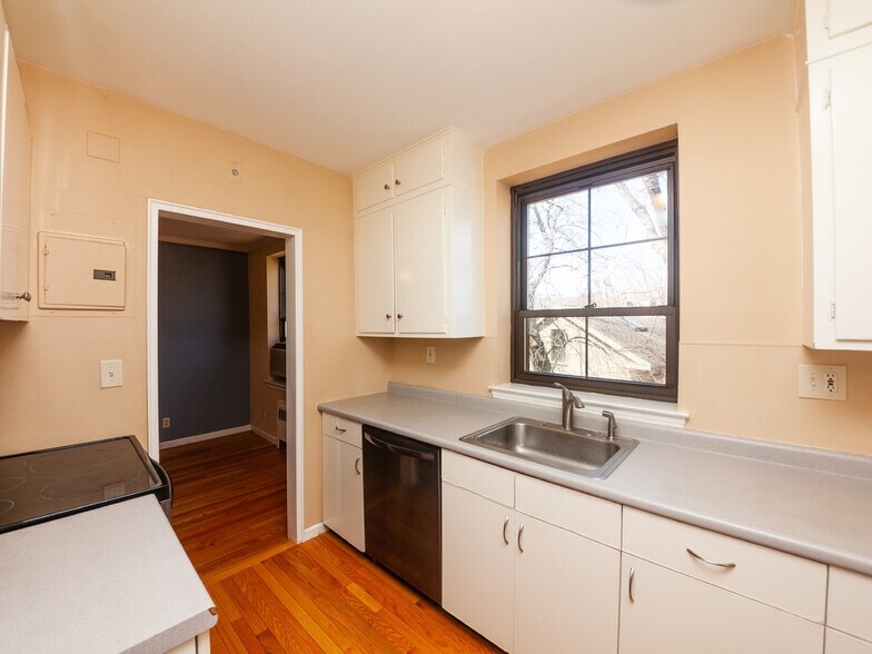 Building Photo - 53 Harvard Ave