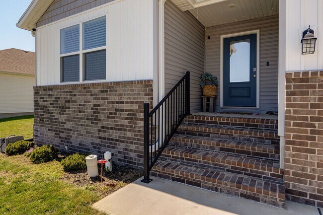 Building Photo - Charming 3 bedroom in Nixa schools!