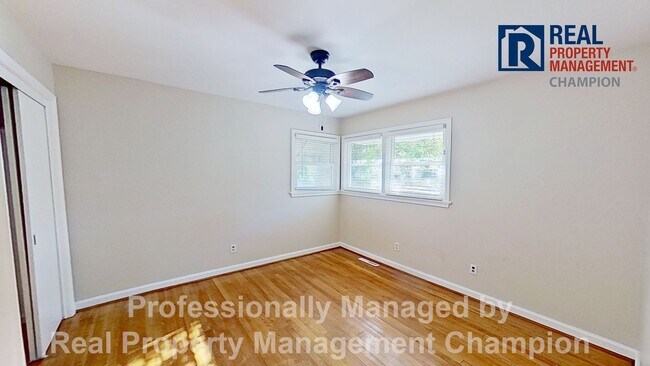 Building Photo - All Brick Ranch Style Home on Large Corner Lot