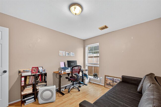Building Photo - 14015 Loch Creek Ct