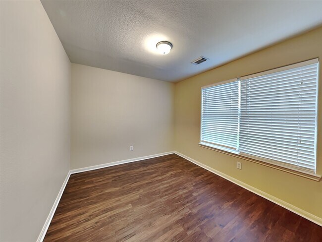 Building Photo - 4623 Trinity River Ct