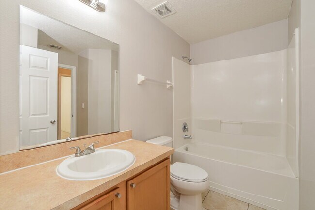 Building Photo - 2511 Bobby Lee Ln