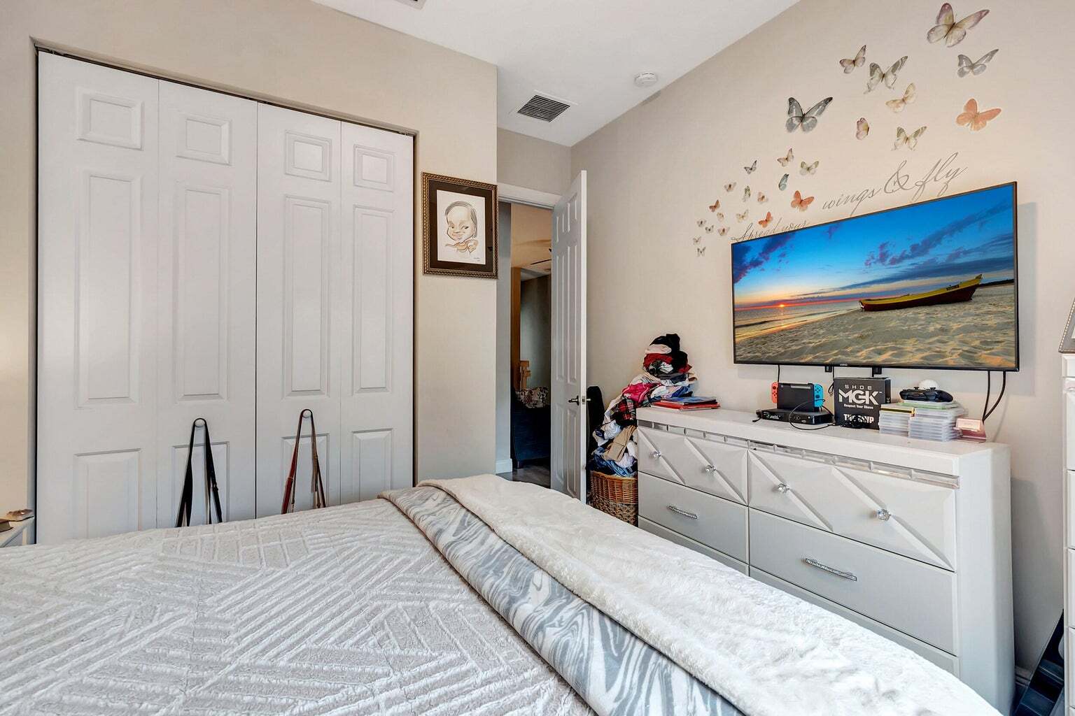 Building Photo - 2500 Venetian Ct