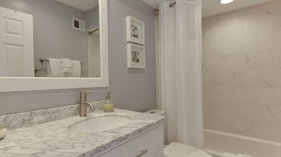 Bathroom - 1058 Paper Mill Ct