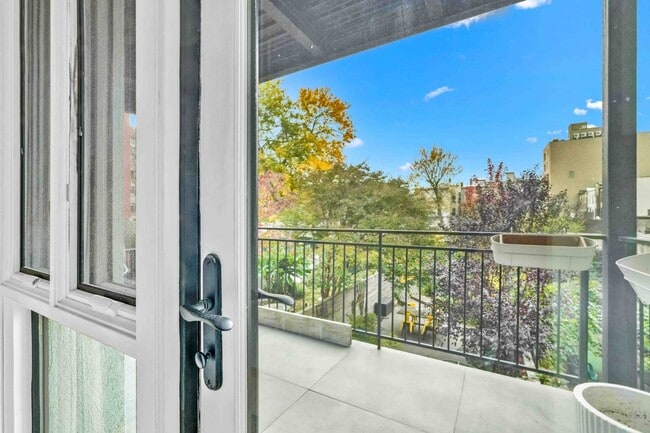 Building Photo - Stylish Form & Function in this Lovely Prospect Lefferts 2BR/1BA w/ Private Balcony.