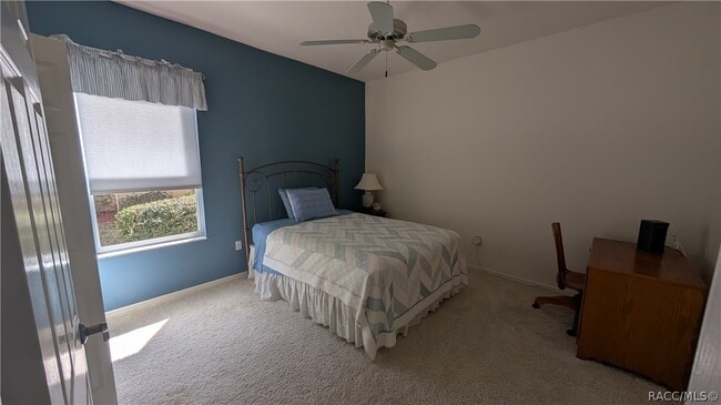 Building Photo - 174 W Romany Loop