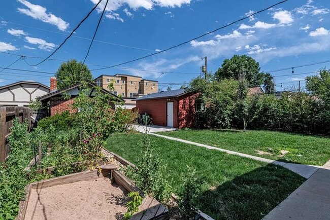 Building Photo - 3738 Zenobia St