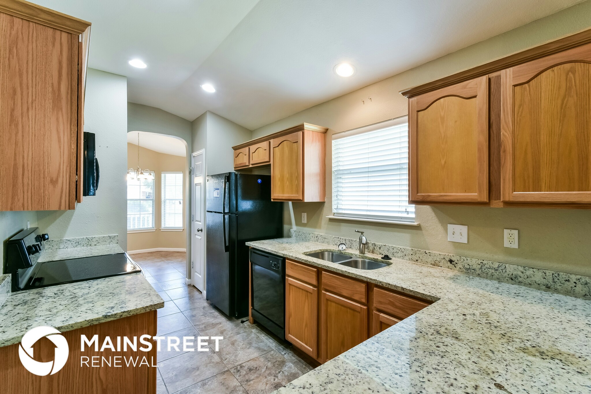 Building Photo - 6319 Cougar Village