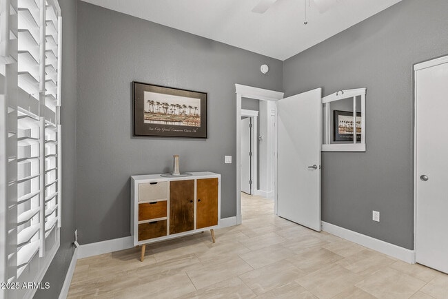 Building Photo - 16232 W Montoya Dr