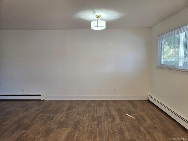 Building Photo - 202 Birch Ave